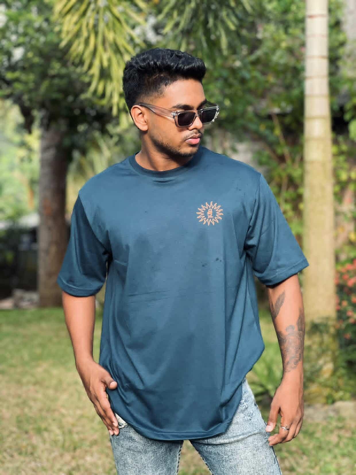 Untamed Paradise - Nike Blue - Image 3