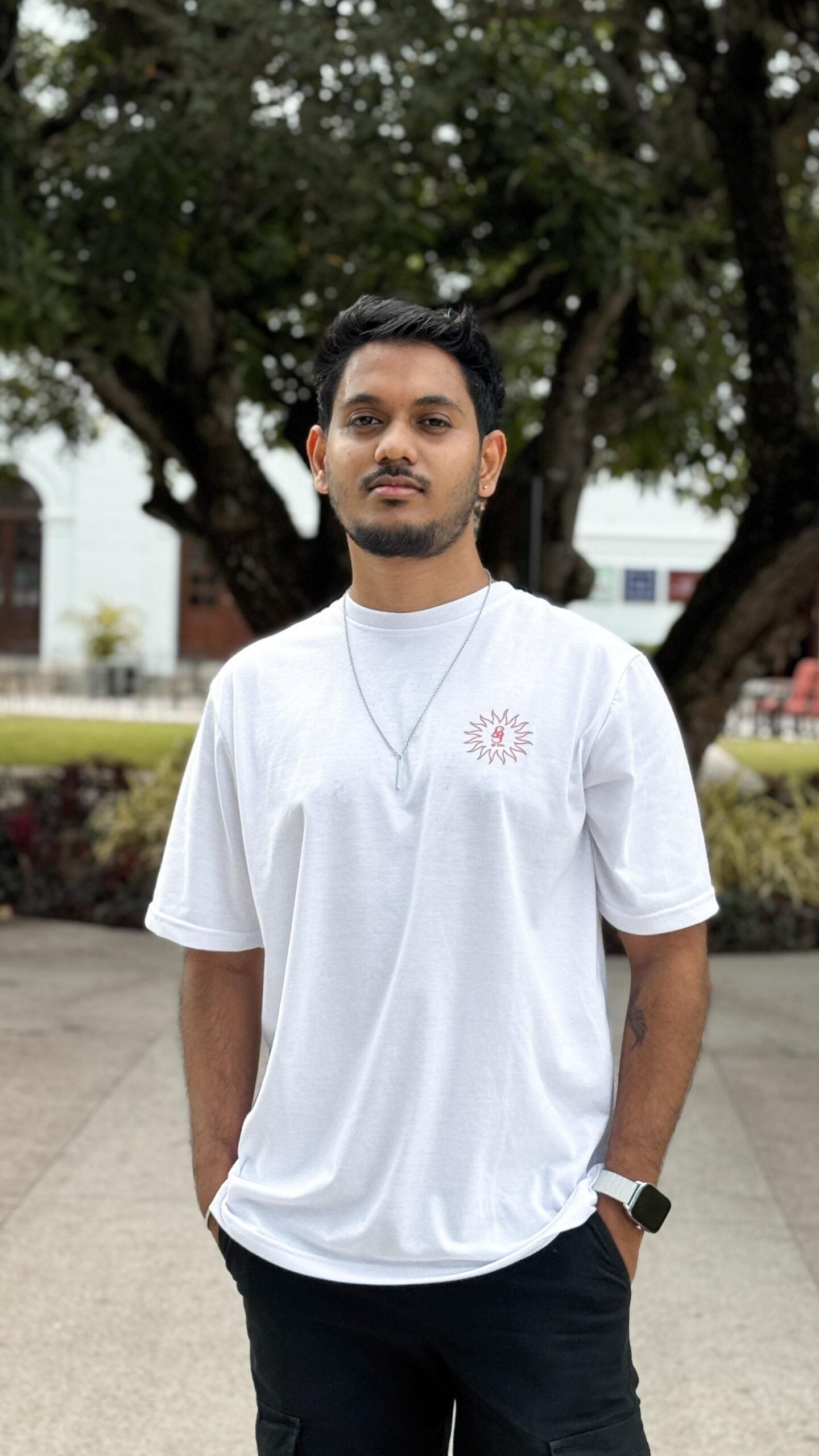 Untamed Paradise - White